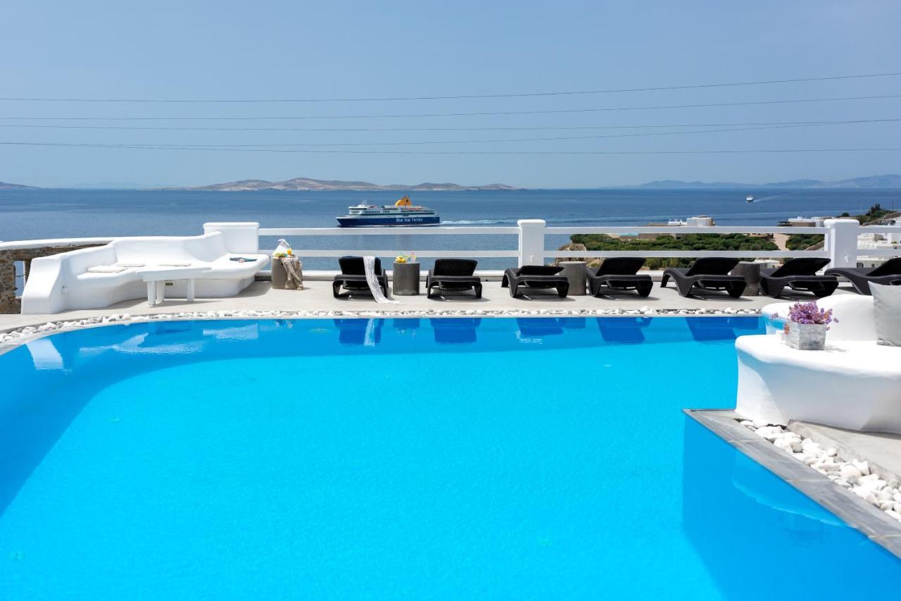 Flaskos Suites And 4*